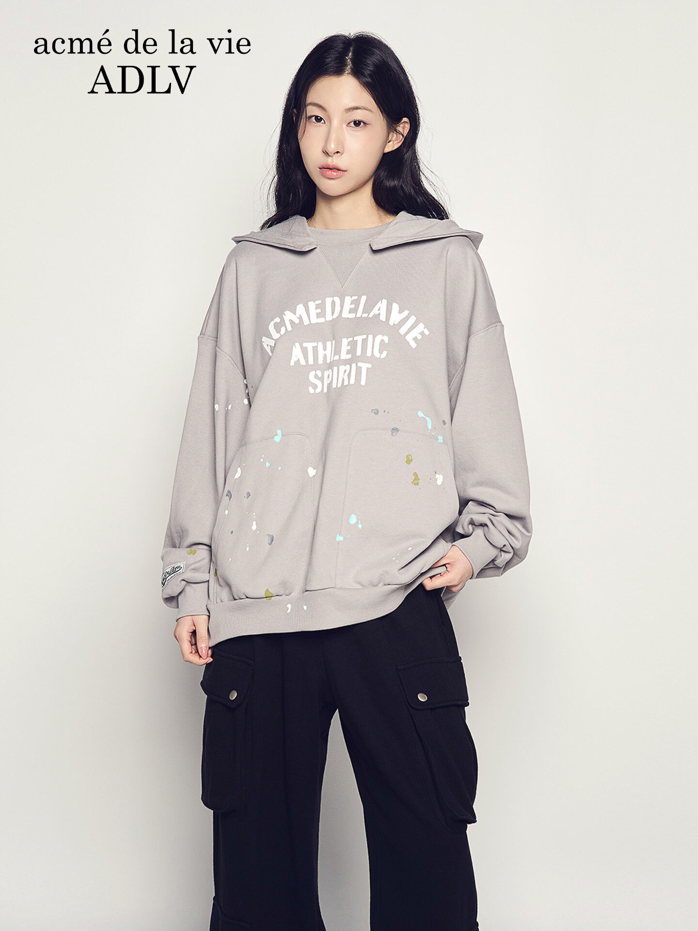Acme de la vie | Thick Warm Graffiti Effect Hooded Sweatshirt - Jenama Acme de la vie Harga 792 Ringgit*Penghantaran Percuma
