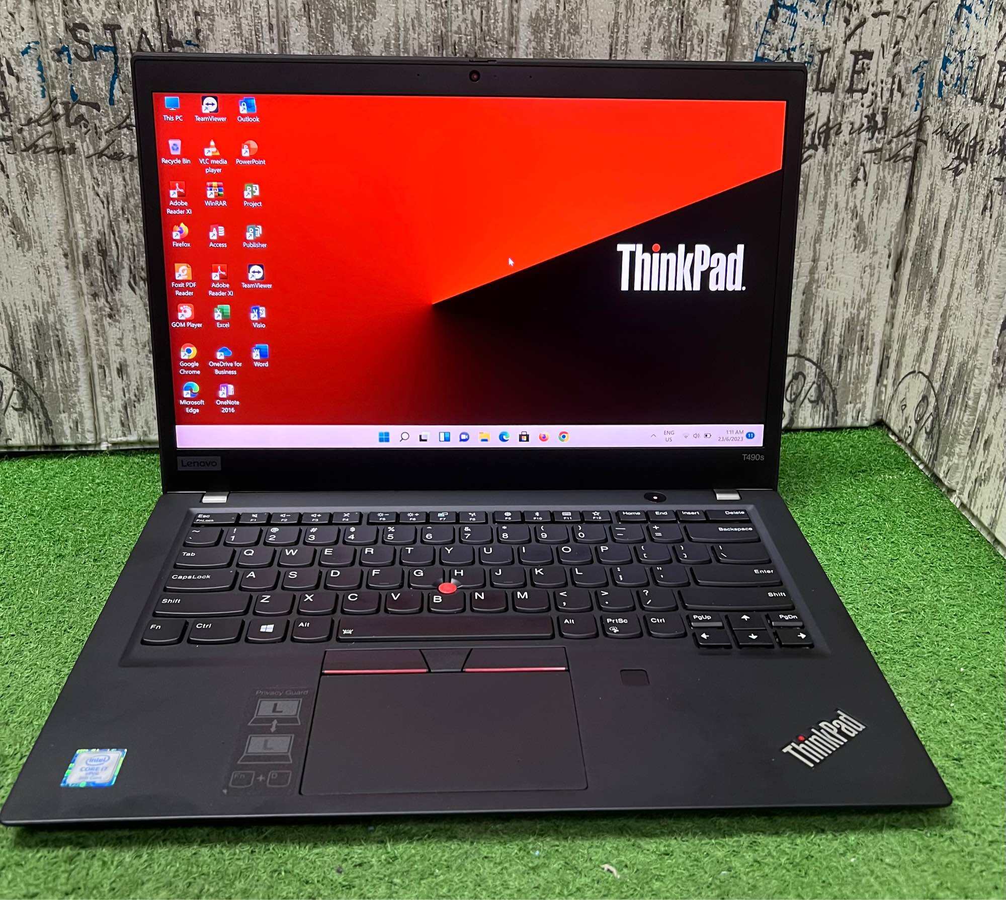 Toshiba Portege X30-E / Intel Core i5 8th Gen / 13.3 8GB 256