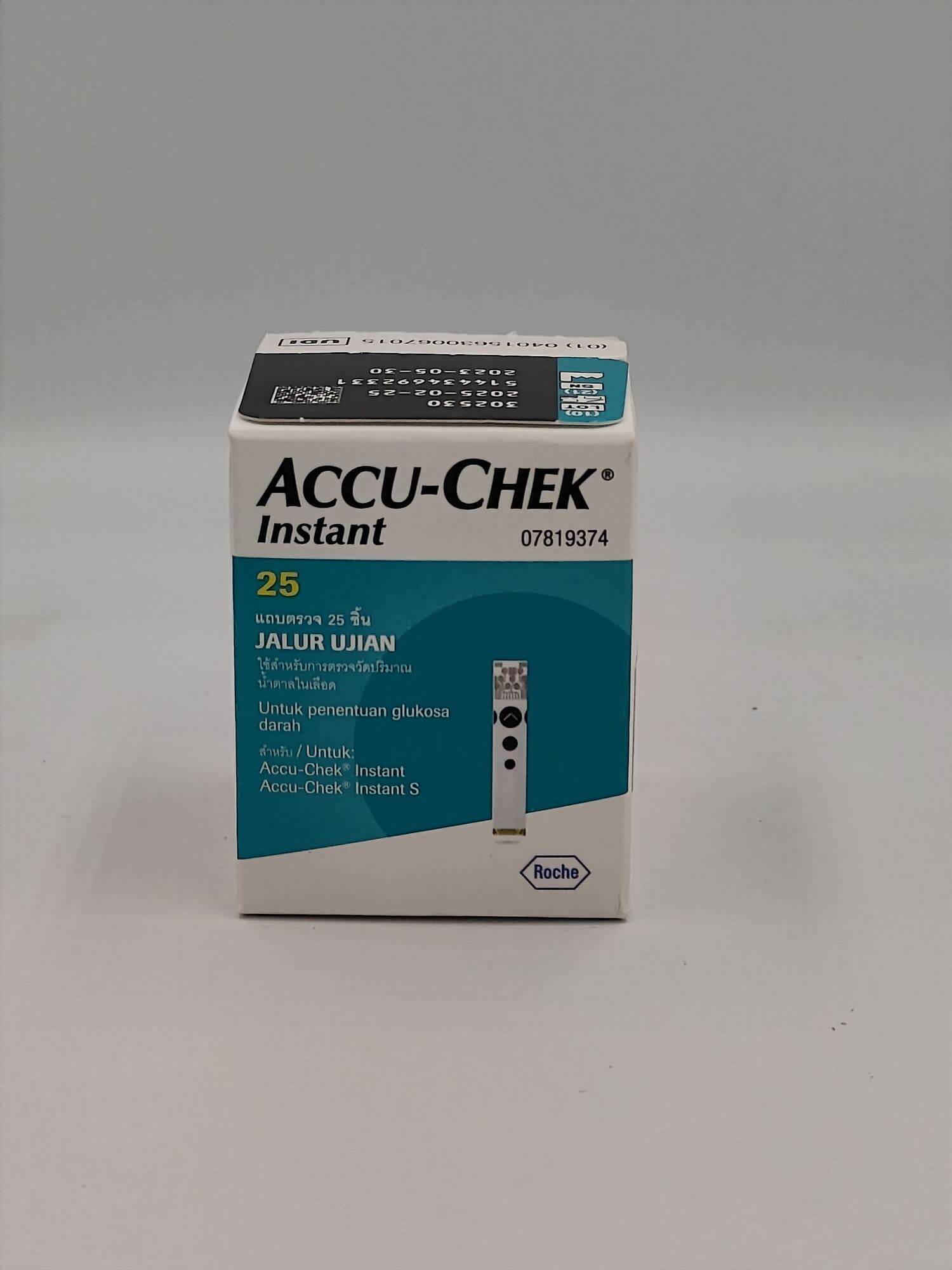 Accu-Chek Instant Test Strips 25's/50's EXP 11 /25. 