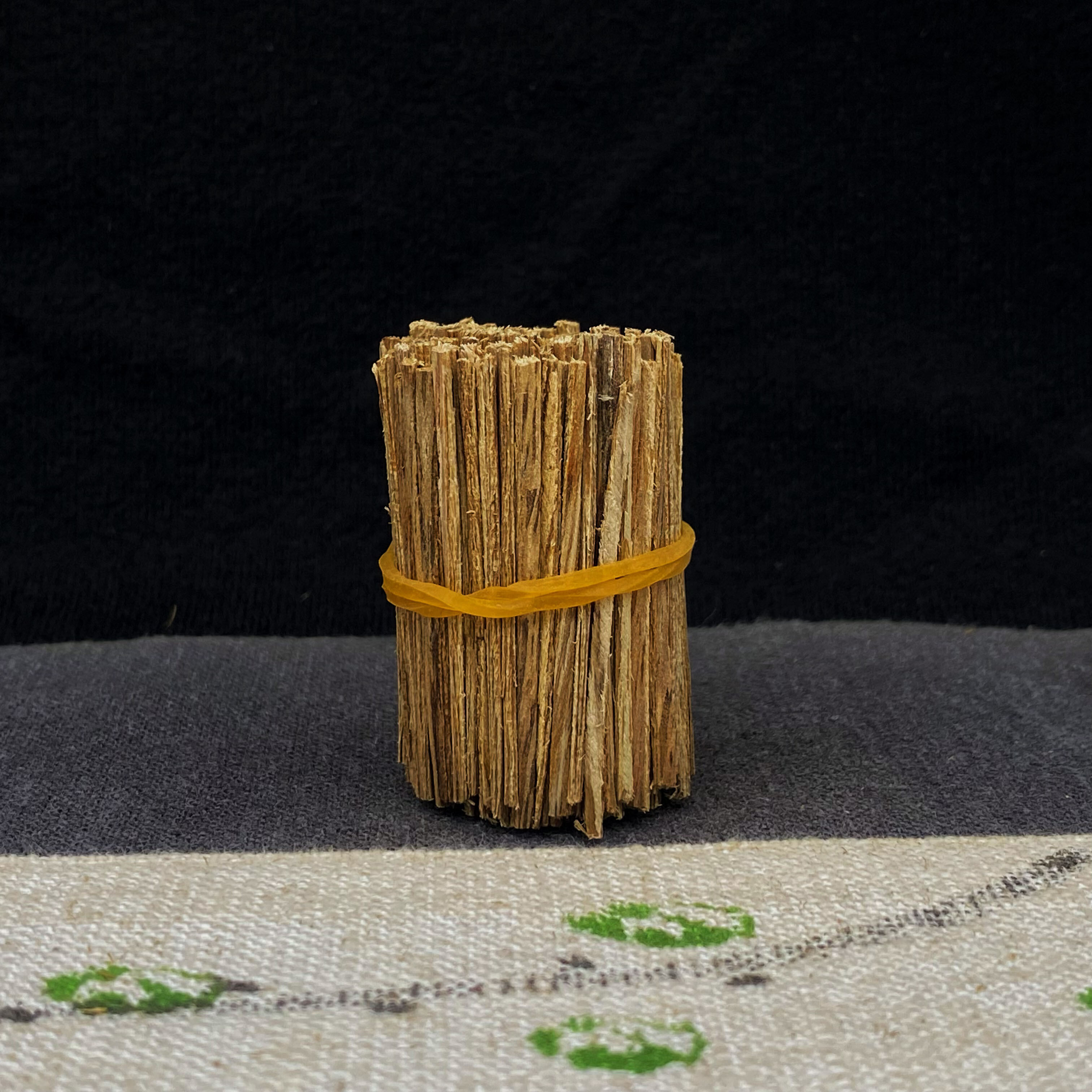 Incense Agarwood Pieces