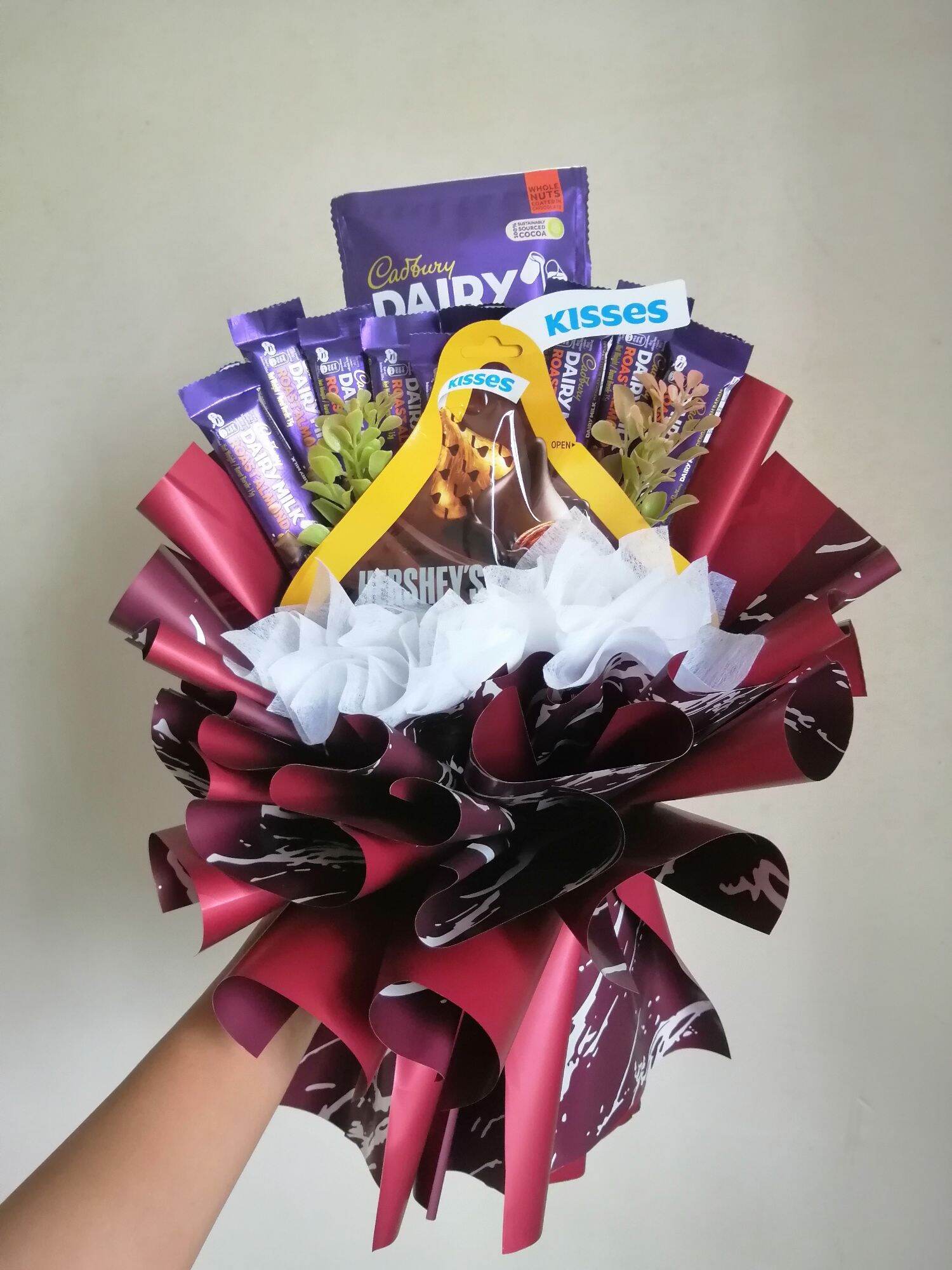 bouquet coklat, bouquet coklat cadbury almond , bouquet duit rm20