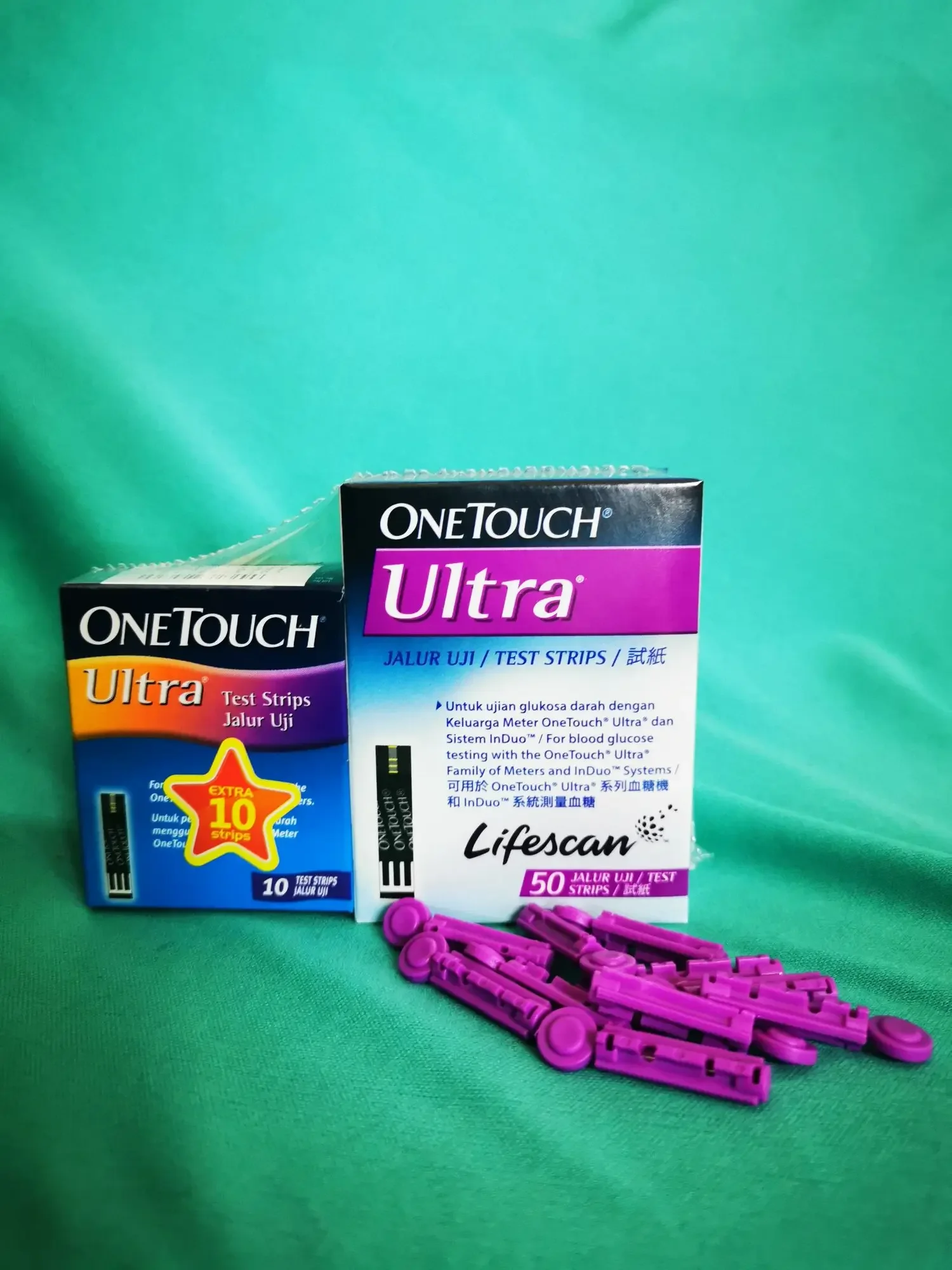 One Touch Ultra Test Strips 50's + 10's FOC 10 Blood Lancet (Round) Exp 01/22