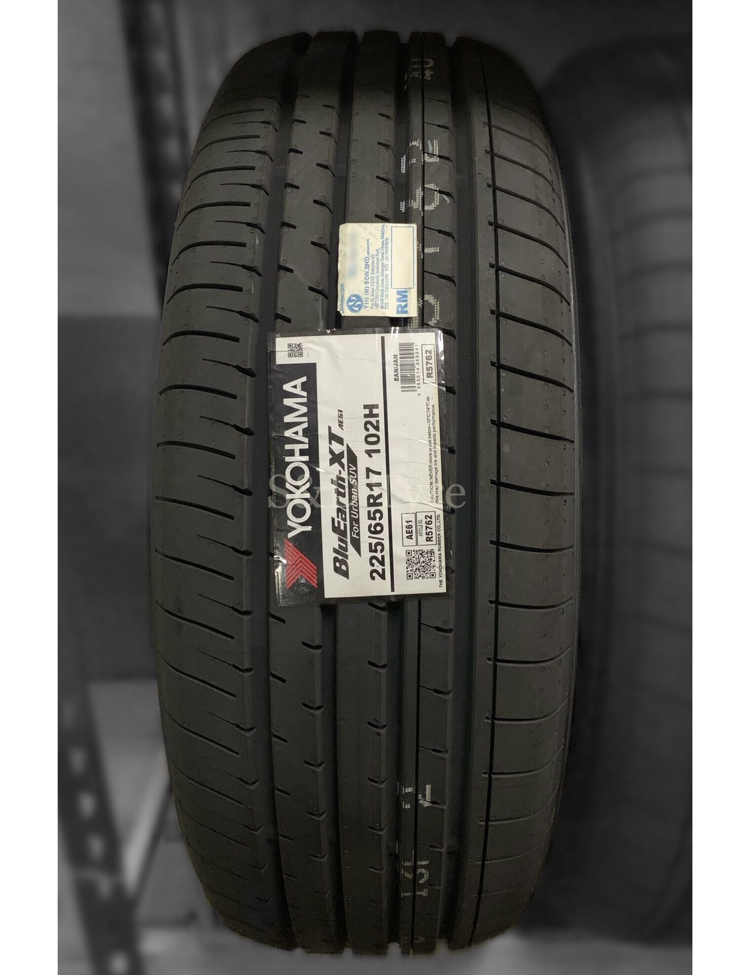 215/65R16 215/70R16 215/60R17 225/60R17 225/65R17 235/65R17 225