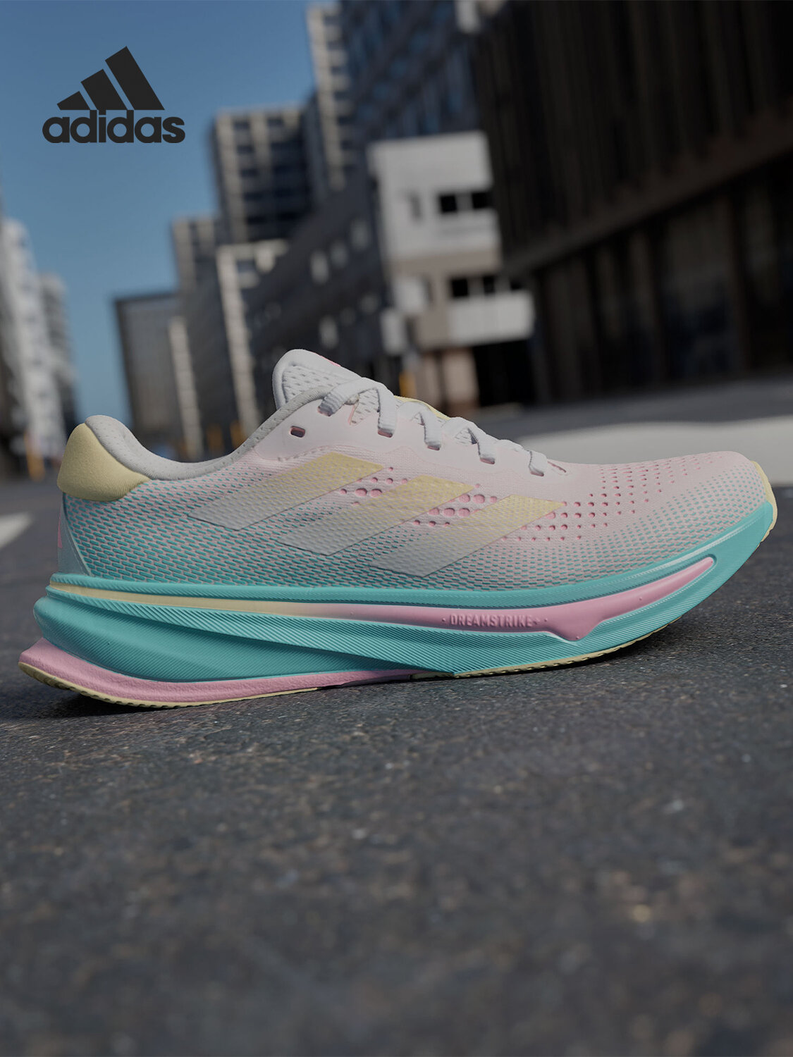 adidas | New Season Fashion Women's Sports Running Shoes Harga 275 Ringgit*Penghantaran Percuma