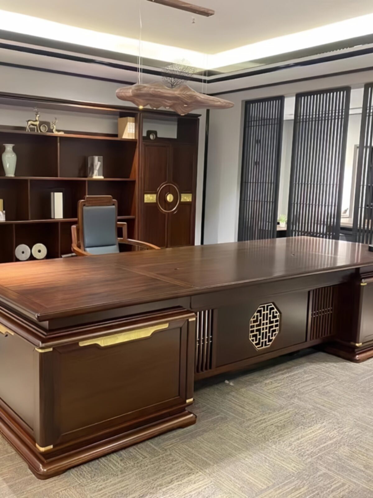 New Chinese Style Solid Wood Office Desk And Chair Chairman's Large Desk Golden Pear Wood Executive Office Furniture Harga  2,475 Ringgit*Penghantaran Percuma