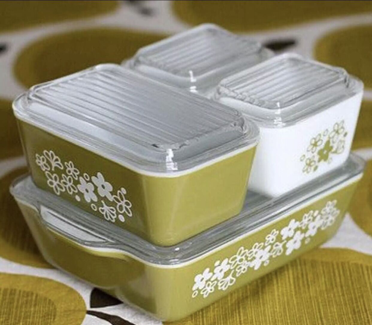 Pyrex spring sale blossom refrigerator set