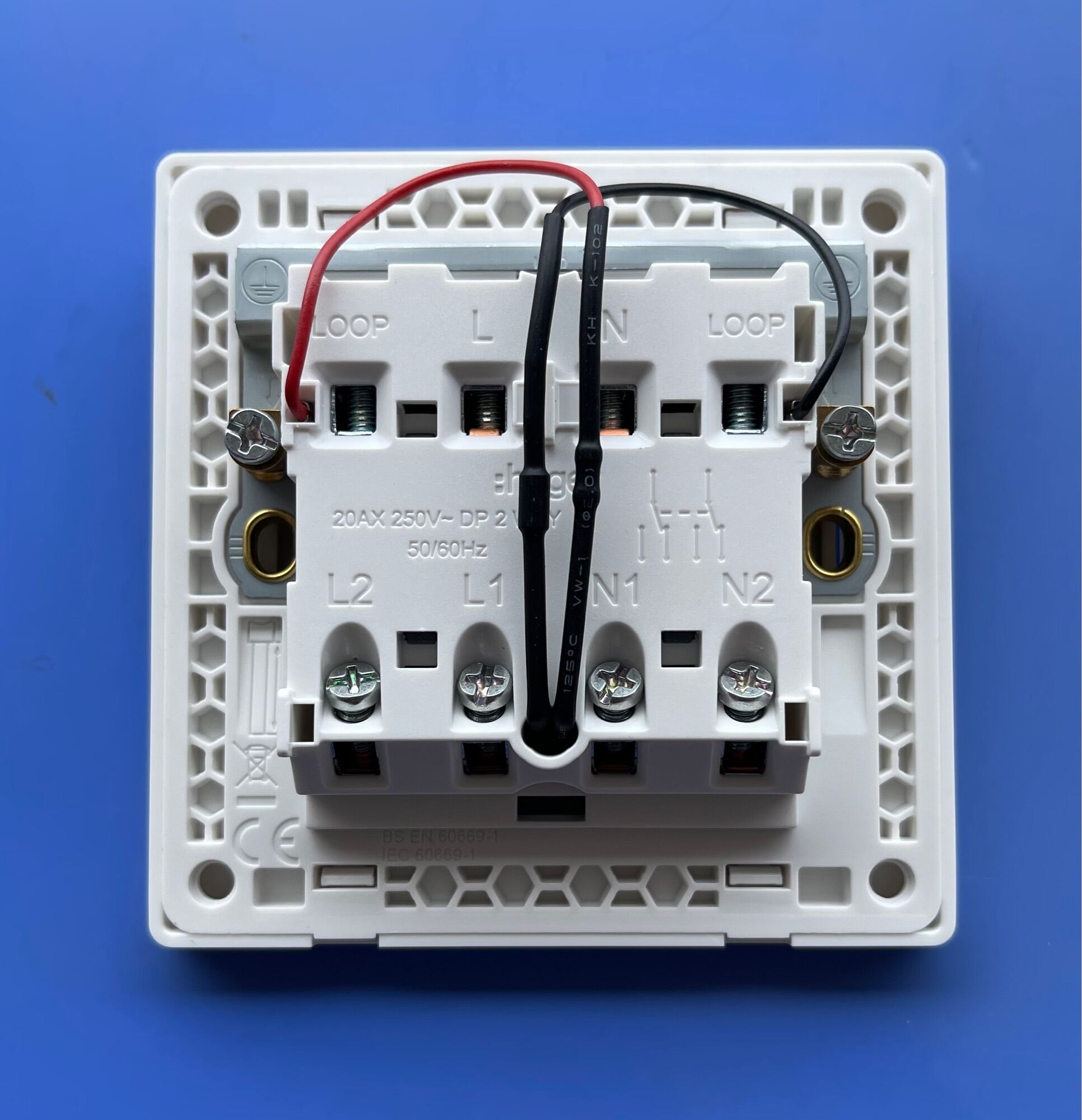 HAGER MUSE 20A DOUBLE POLE SWITCH (WATER HEATER / AIR COND SWITECH WITH NEON) WGML2D1N 1G1W • WGML2D12N 1G2W • WGML2D2N 2G1W •. 