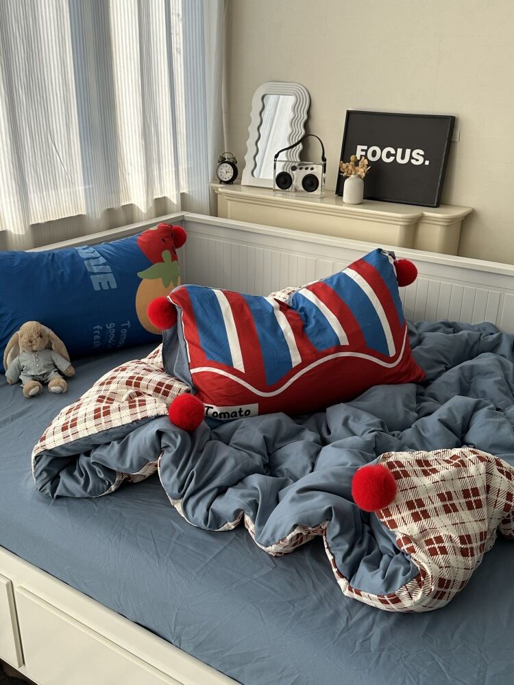 Cute Knitted Ball Design Bedding Set Student Three Piece Bedding Set Washed Cotton Four Piece Set Cat Cartoon Style Bedding Harga  182 Ringgit*Penghantaran Percuma